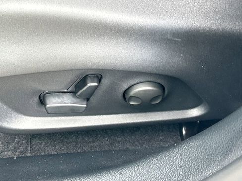 New 2026 Jeep Compass Limited image 37