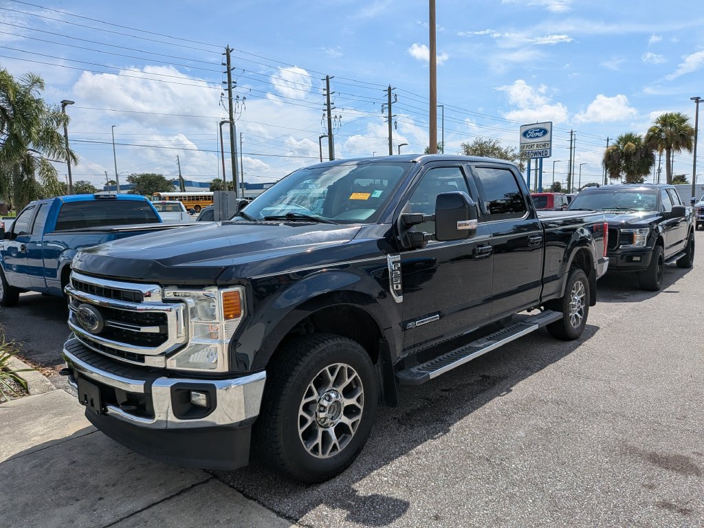 Used 2021 Ford F250 Lariat w/ Lariat Value Package AWD/4WD image 3