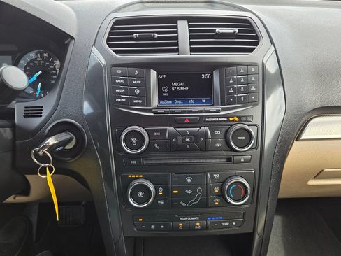 Used 2017 Ford Explorer 4WD image 15
