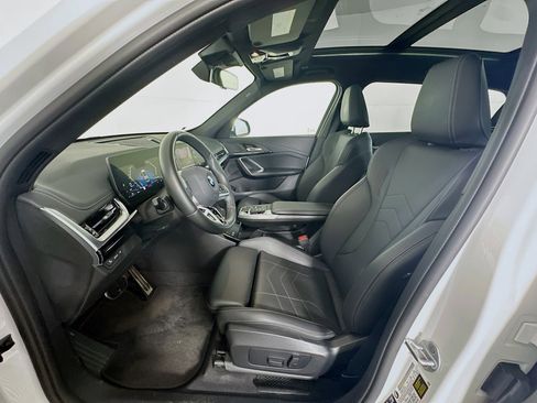 Used 2025 BMW X1 xDrive28i image 13