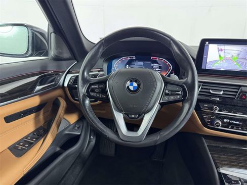 Used 2023 BMW 530i xDrive w/ Premium Package image 20