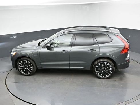 New 2026 Volvo XC60 T8 Ultra w/ Protection Package Premier AWD/4WD image 49