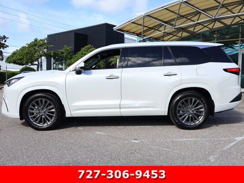 Used 2024 Lexus TX 350 AWD w/ Cold Weather Package image 5