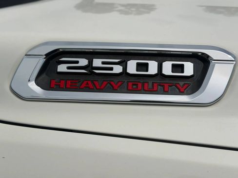 Used 2021 RAM 2500 Laramie AWD/4WD image 5