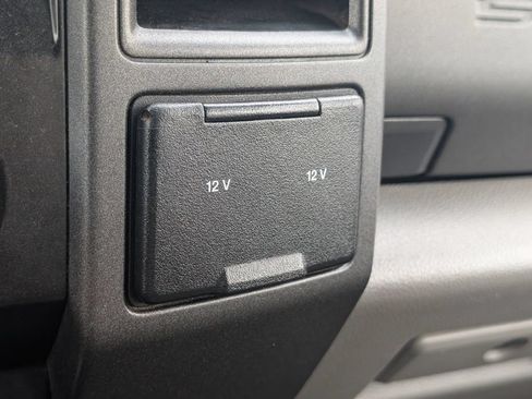 Used 2017 Ford F250 XL w/ Power Equipment Group AWD/4WD image 22