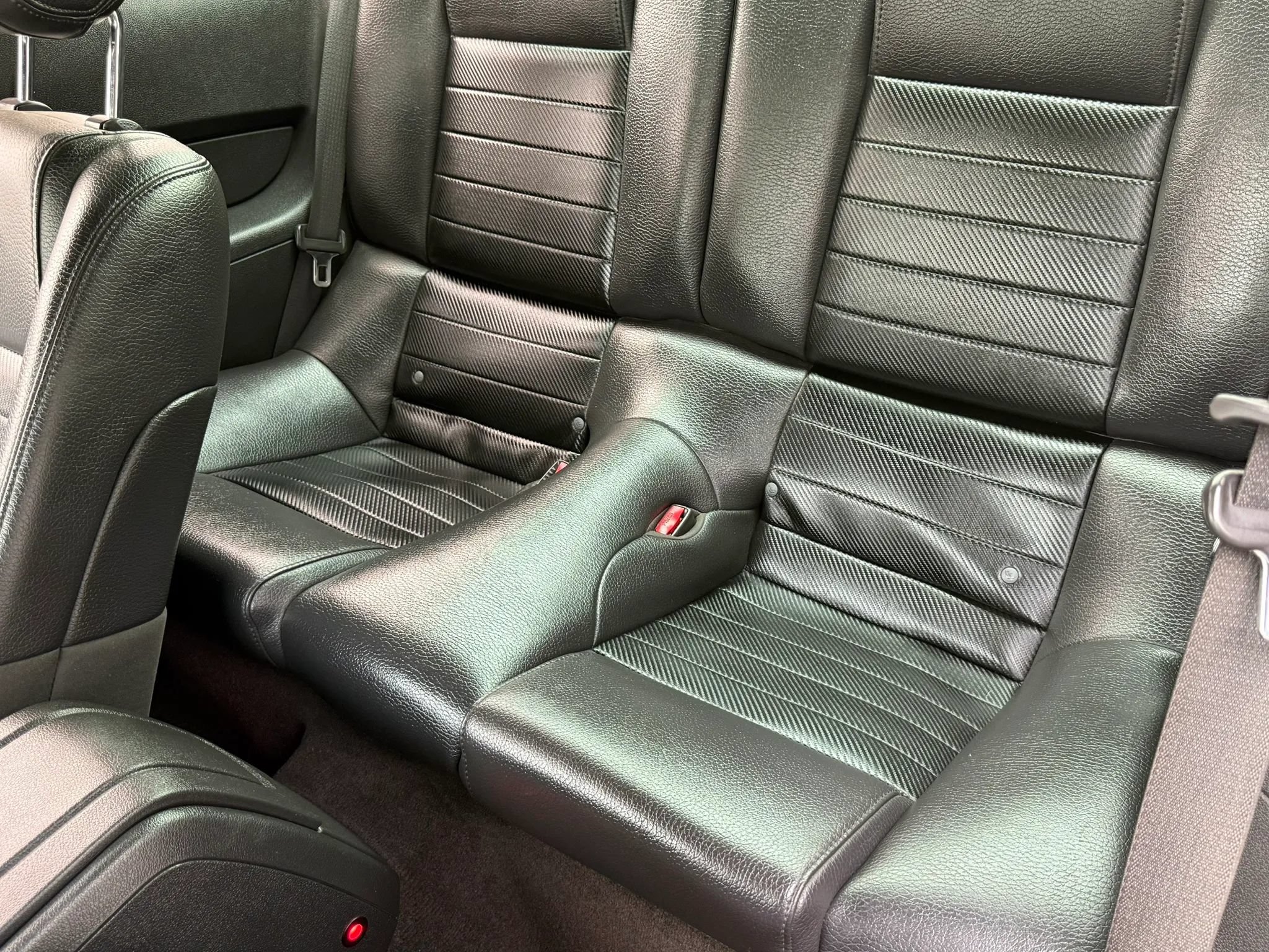 Used 2012 Ford Mustang GT Premium RWD image 23