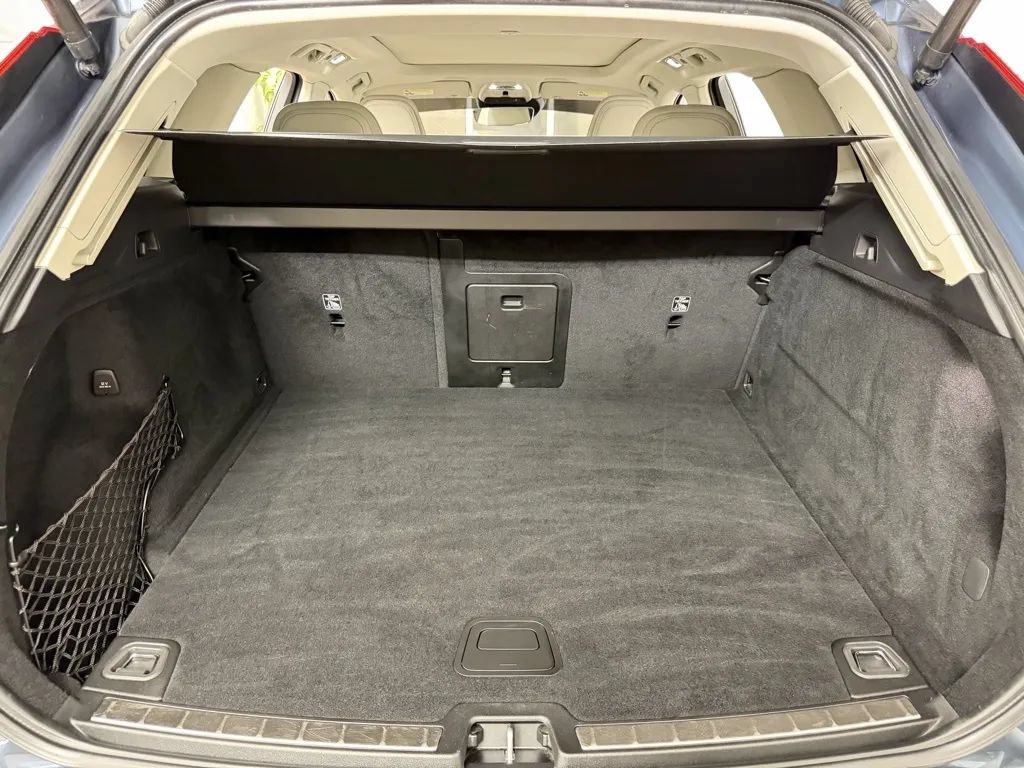 Used 2021 Volvo XC60 T6 Inscription w/ Advanced Package AWD/4WD image 36
