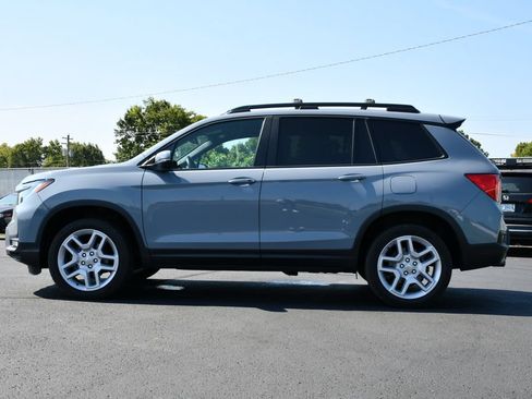 Used 2024 Honda Passport EX-L image 4