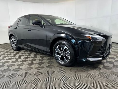 Used 2023 Lexus RZ 450e Premium w/ Technology Package image 2