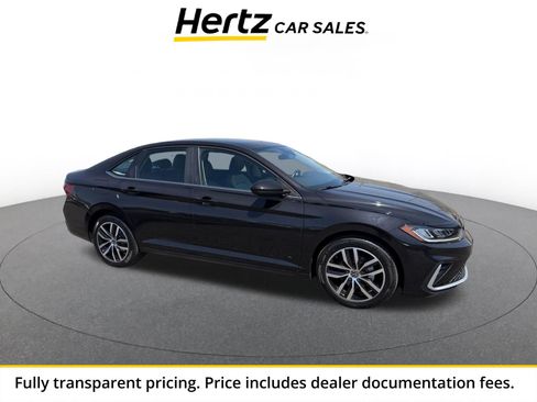 Used 2025 Volkswagen Jetta SE FWD image 1