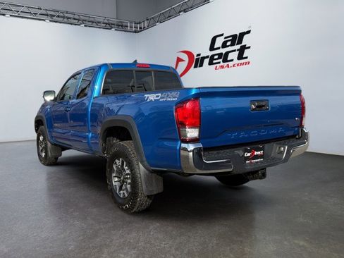 Used 2016 Toyota Tacoma TRD Off-Road w/ Towing Package image 11