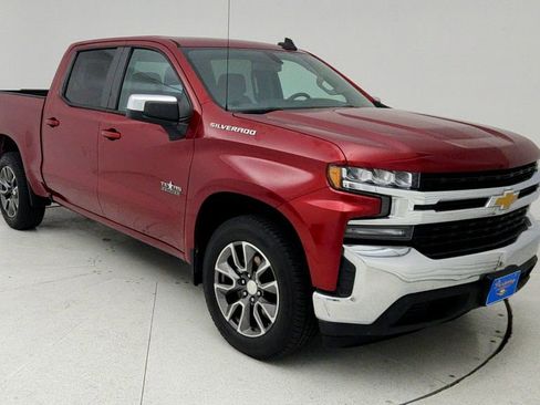 Certified 2022 Chevrolet Silverado 1500 LT RWD image 1