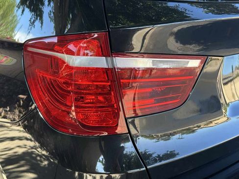 Used 2017 BMW X3 sDrive28i image 47