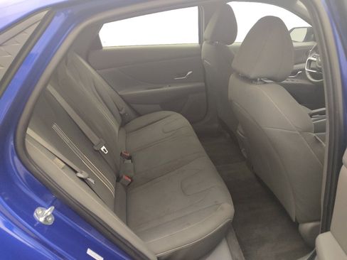 Used 2025 Hyundai Elantra Sport FWD image 19