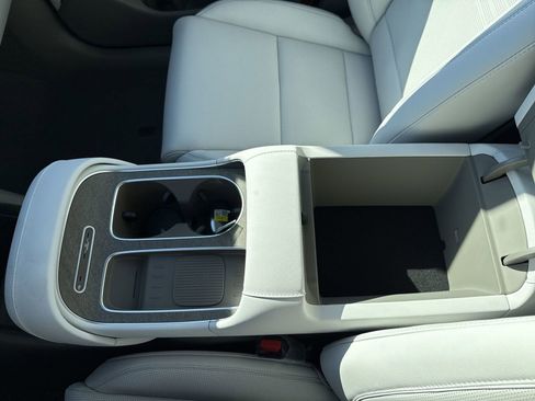 Used 2026 Hyundai Palisade Limited image 24