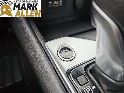 Used 2025 Nissan Altima 2.5 SV FWD image 16