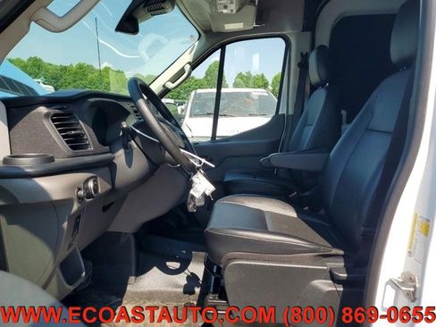 Used 2025 Ford Transit 250 148 Medium Roof w/ Load Area Protection Package RWD image 7