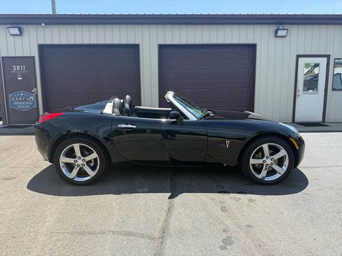 Used 2007 Pontiac Solstice Convertible w/ Premium Package RWD image 46