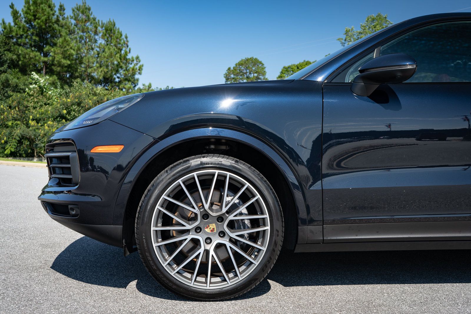 Used 2023 Porsche Cayenne Platinum Edition AWD/4WD image 11