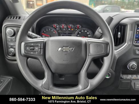 Used 2022 Chevrolet Silverado 1500 Custom Trail Boss image 25
