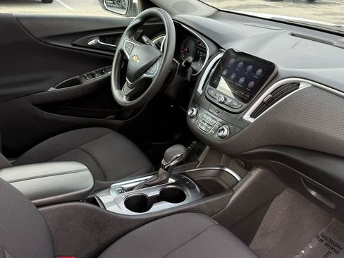Used 2023 Chevrolet Malibu LT image 8