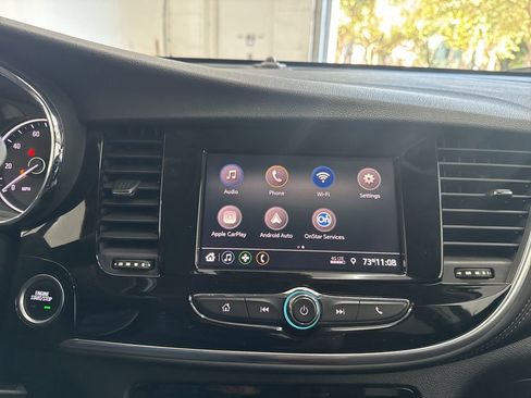 Used 2022 Buick Encore Preferred w/ Safety Package image 34