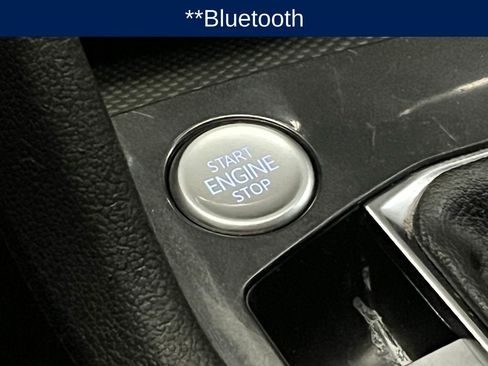 Certified 2022 Volkswagen Tiguan S image 14