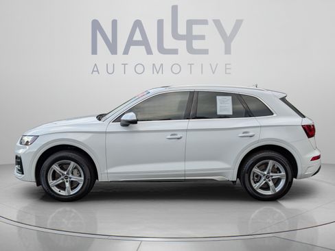 Used 2023 Audi Q5 2.0T Premium w/ Convenience Package AWD/4WD image 2