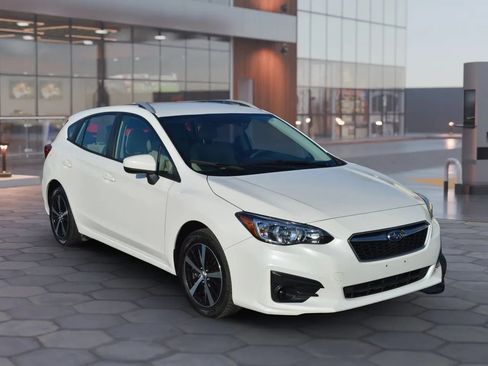 Used 2019 Subaru Impreza 2.0i Premium image 6