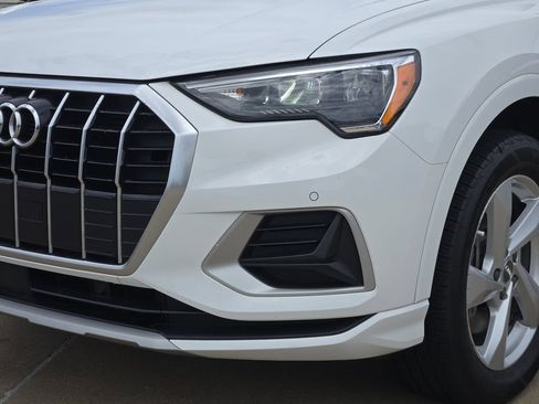 Used 2020 Audi Q3 2.0T Premium w/ Convenience Package AWD/4WD image 31