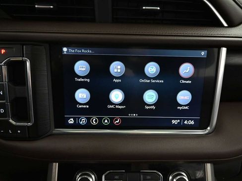 Used 2021 GMC Yukon Denali w/ Denali Premium Package RWD image 17