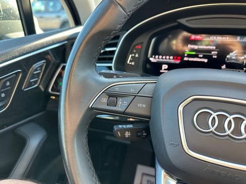 Used 2023 Audi Q7 3.0T Premium Plus image 24
