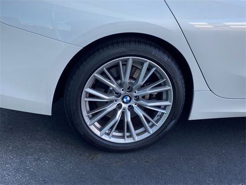 Certified 2023 BMW 330i xDrive Sedan w/ Convenience Package image 12