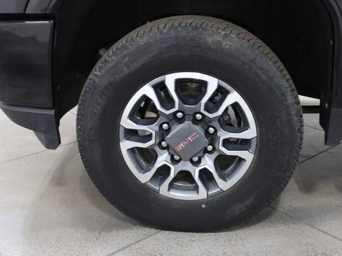 Used 2022 GMC Sierra 2500 AT4 image 54