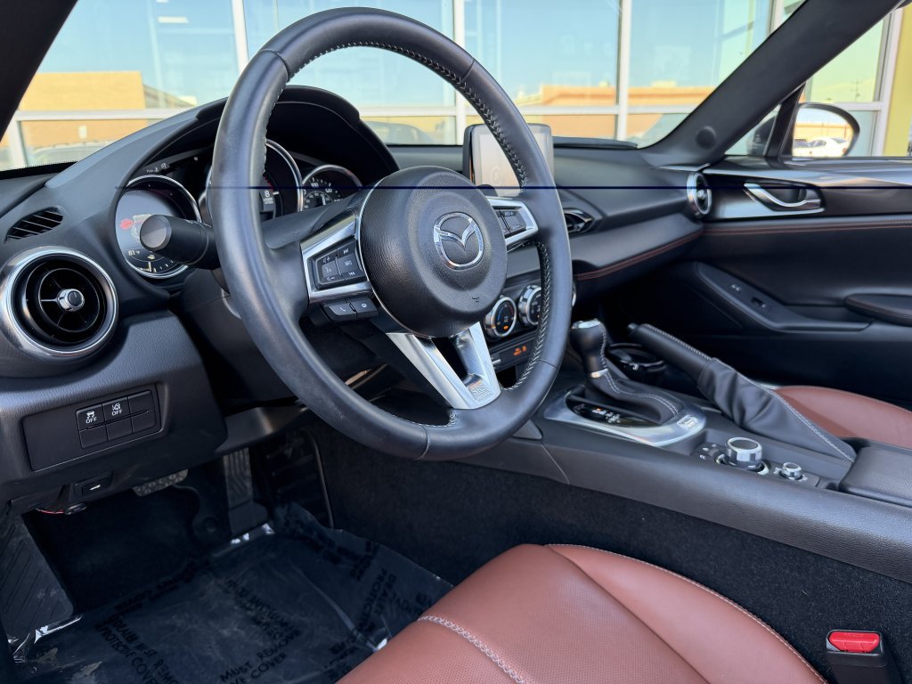 Used 2023 MAZDA MX-5 Miata Grand Touring w/ Weather Package RWD image 30
