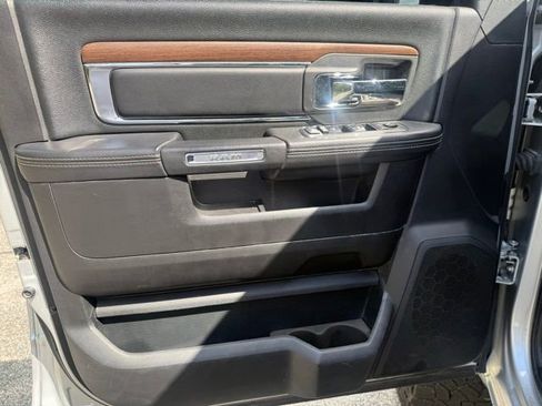 Used 2017 RAM 2500 Laramie w/ Convenience Group AWD/4WD image 13