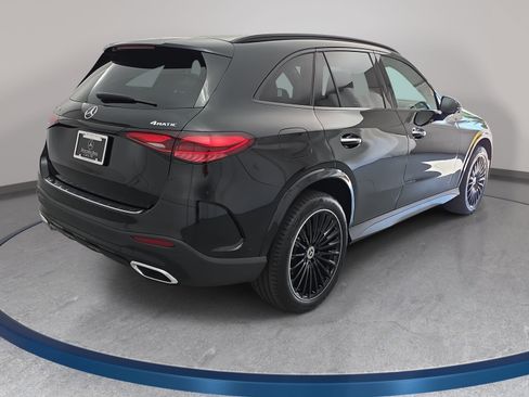 Used 2026 Mercedes-Benz GLC 300 4MATIC image 5