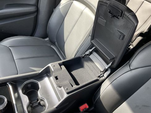 New 2026 Jeep Grand Cherokee L Limited AWD/4WD image 28