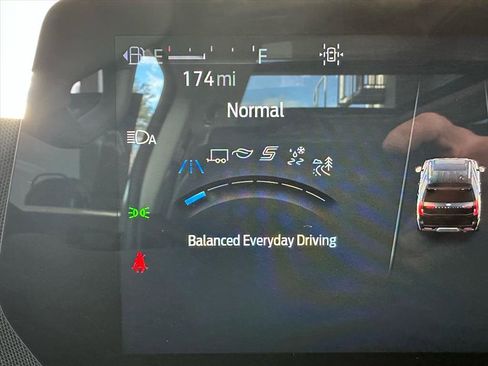 Certified 2025 Ford Expedition Active image 49