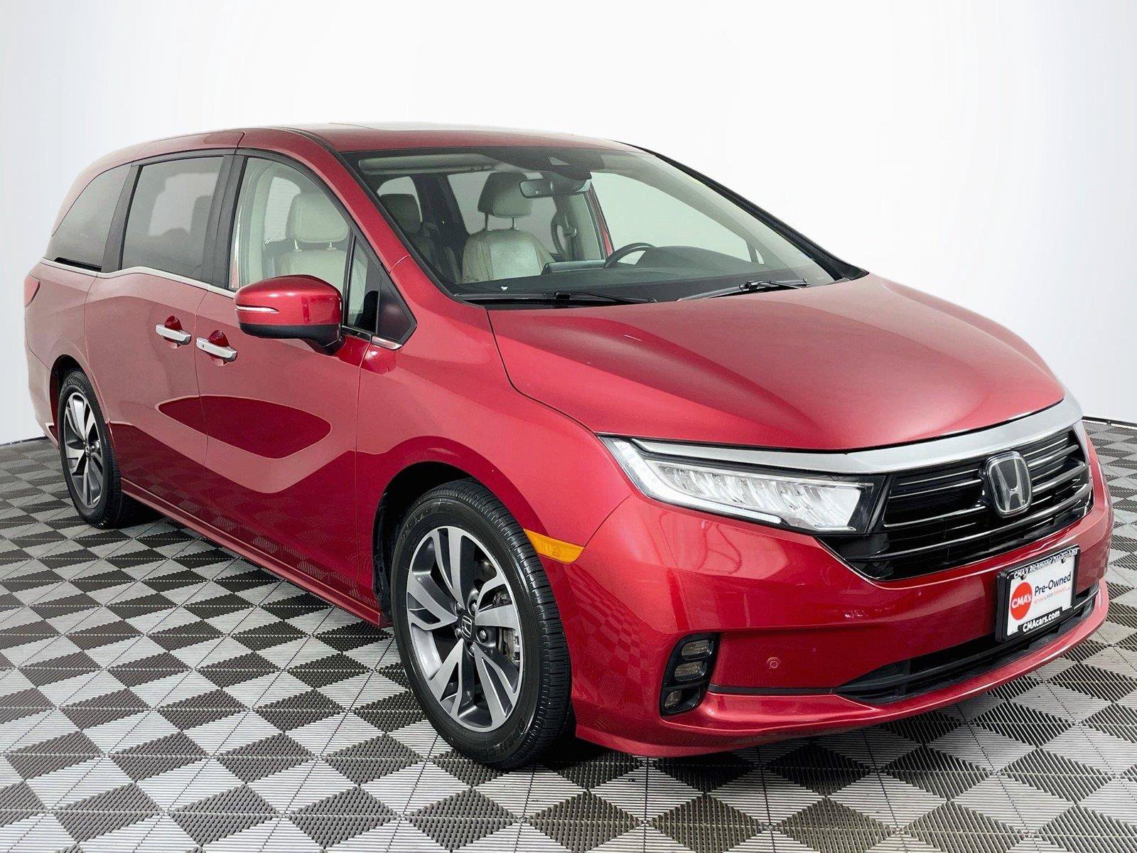 Certified 2024 Honda Odyssey Touring image 1
