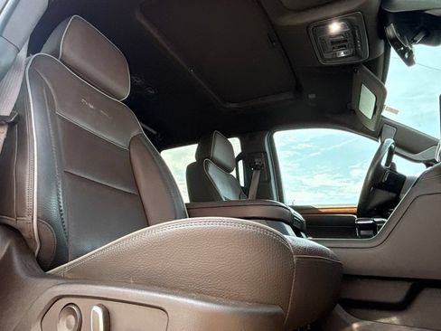 Used 2023 GMC Sierra 1500 Denali w/ Denali Reserve Package AWD/4WD image 28
