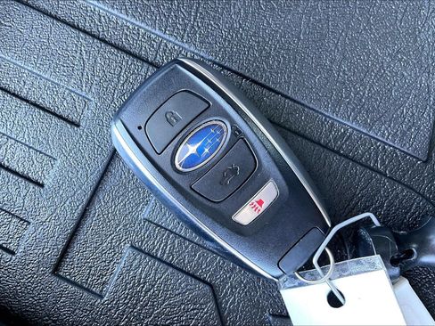 Certified 2025 Subaru Forester Premium w/ Convenience Package #1 AWD/4WD image 9