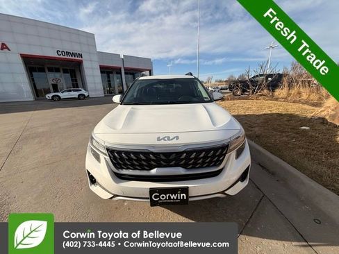 Used 2022 Kia Seltos Nightfall Edition image 9