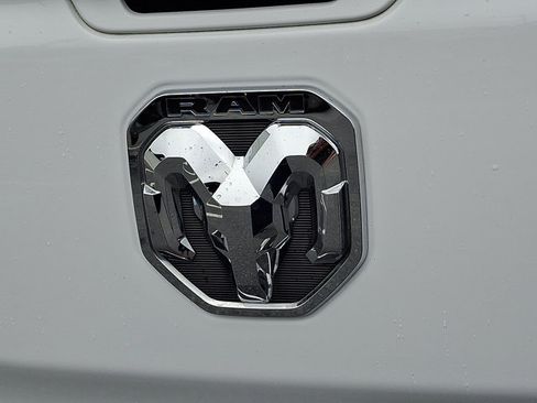 Used 2023 RAM 1500 Big Horn AWD/4WD image 33