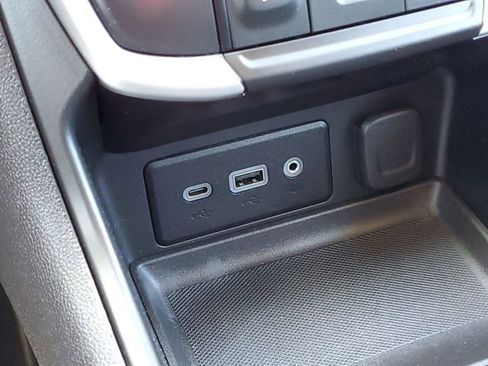 Used 2023 GMC Terrain SLE w/ Driver Convenience Package AWD/4WD image 22