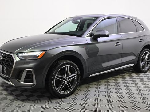 Used 2022 Audi Q5 e Prestige image 2