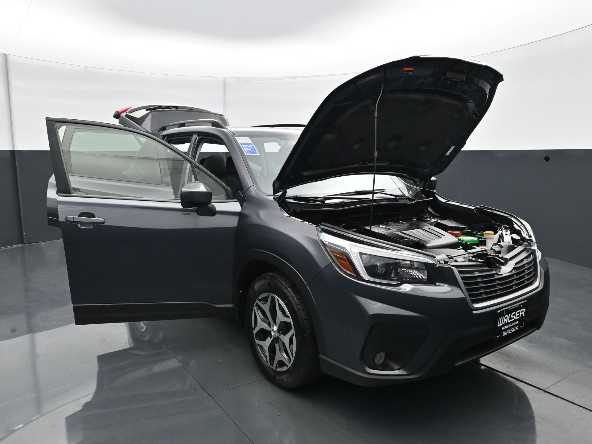 Used 2021 Subaru Forester Premium AWD/4WD image 39