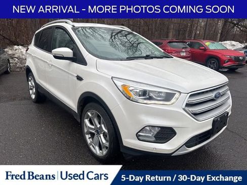 Used 2019 Ford Escape Titanium image 1