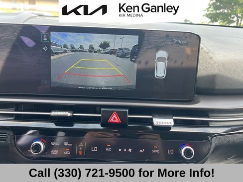Certified 2026 Kia Sportage EX FWD image 39
