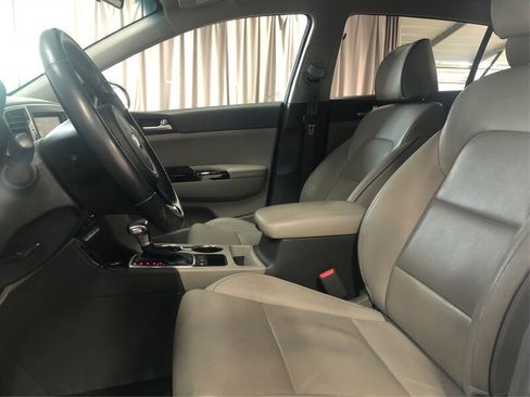 Used 2018 Kia Sportage EX image 9